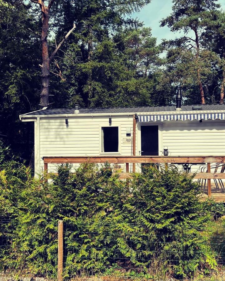 נונספייט Knus Chalet Midden In De Bossen מראה חיצוני תמונה